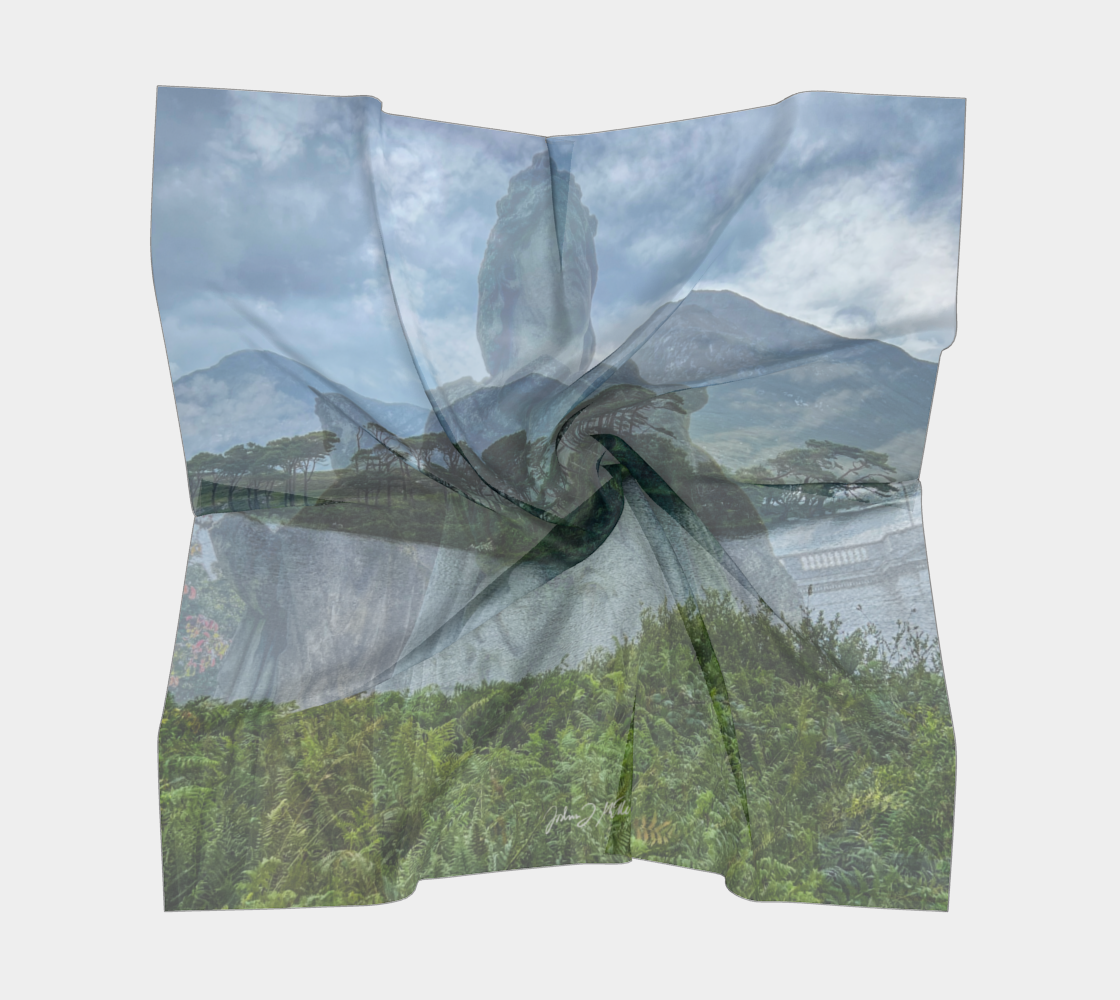 Facing Scots Pine - Fall/Winter 2023 Wearable Photos